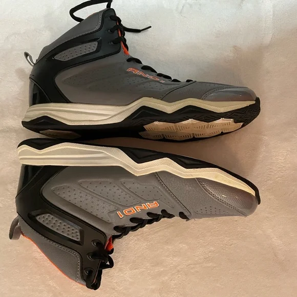 Andi Mens Hi Top Basketball Sneakers. - Picture 4 of 7